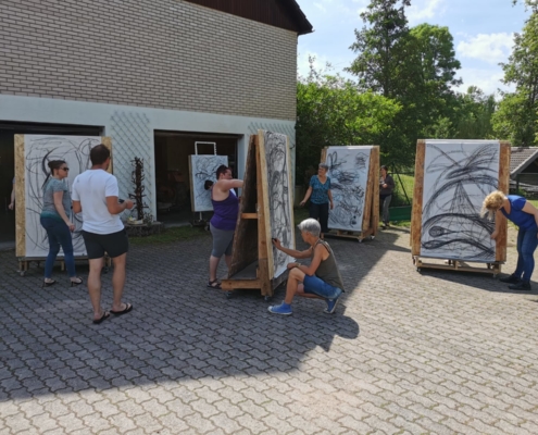 c8f5683d-7b74-49a1-8b72-e2423d6a34bb